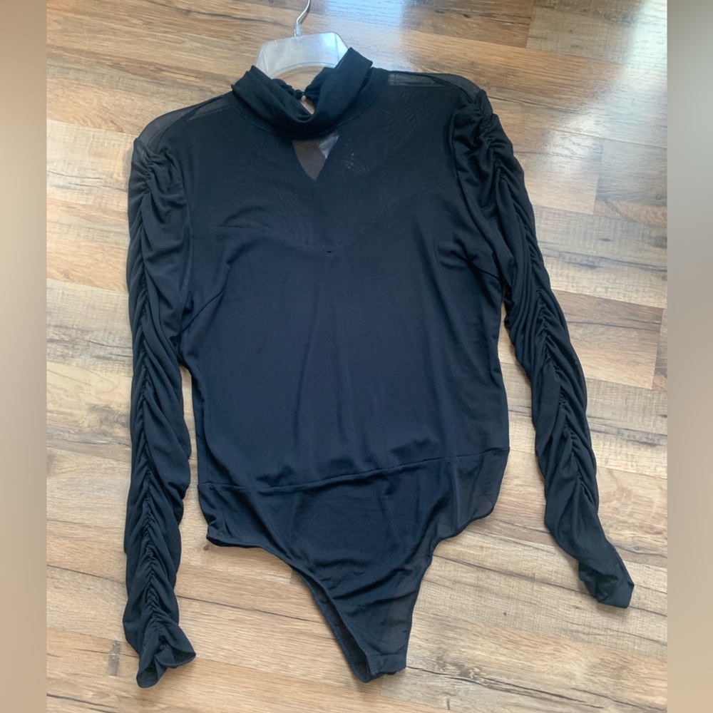 Bodysuit Ruched-sleeved /Sheer Upper Key-hole back enclosure NWT